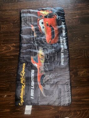 VTG Disney Pixar Cars Lightning McQueen Sleeping Bag kid sized EUC